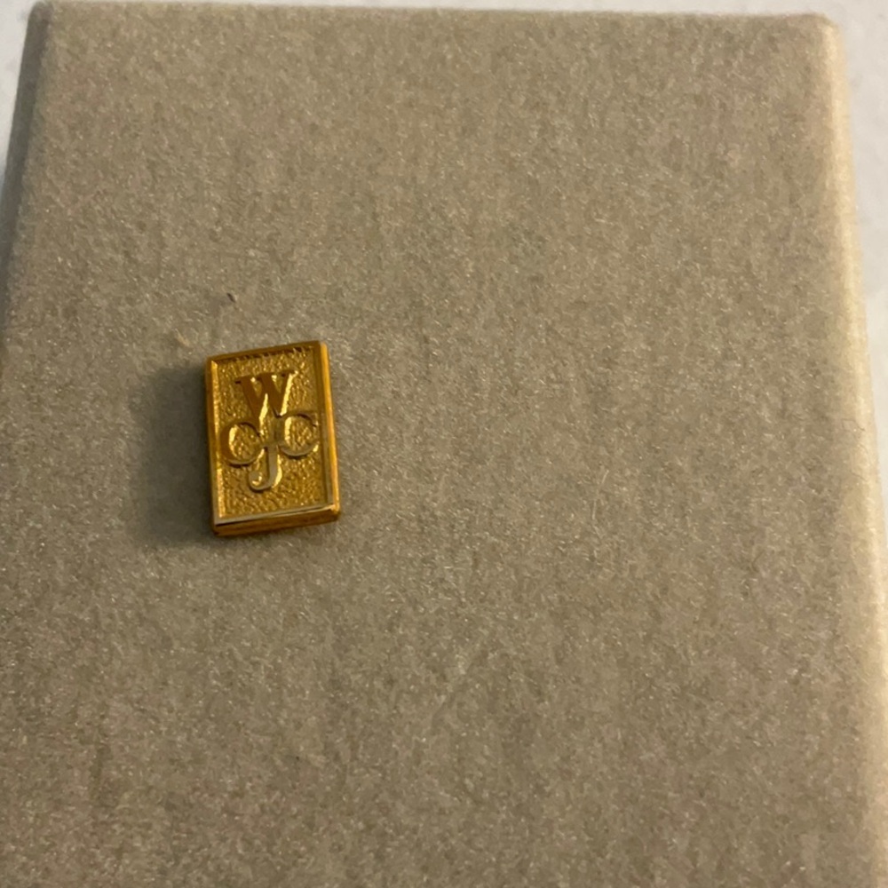 10kt Wharton County Junior College Gold Rectangular Brooch